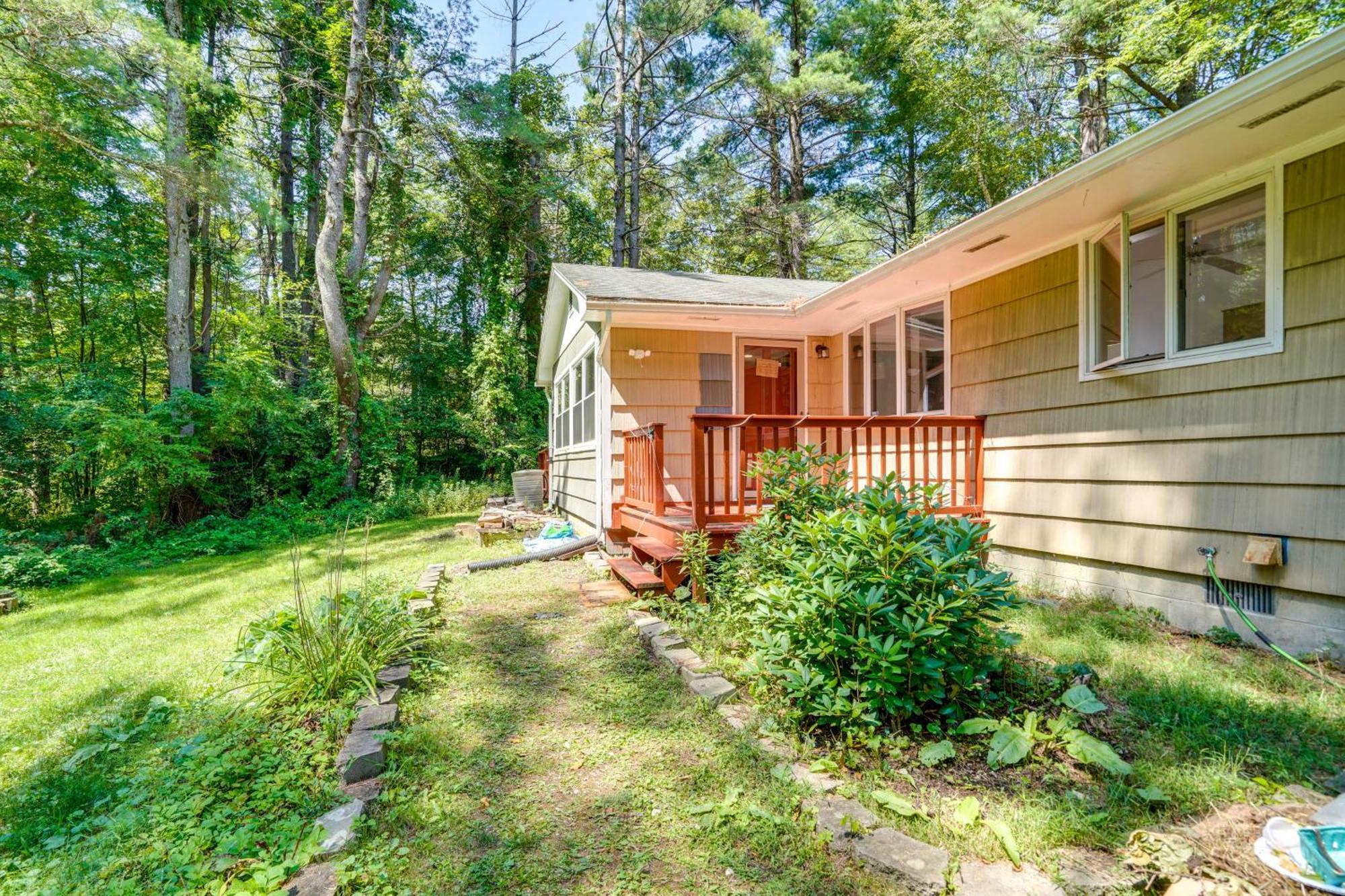 Berkshire Hideaway With Fire Pit And Playground! Villa Canaan Exterior photo