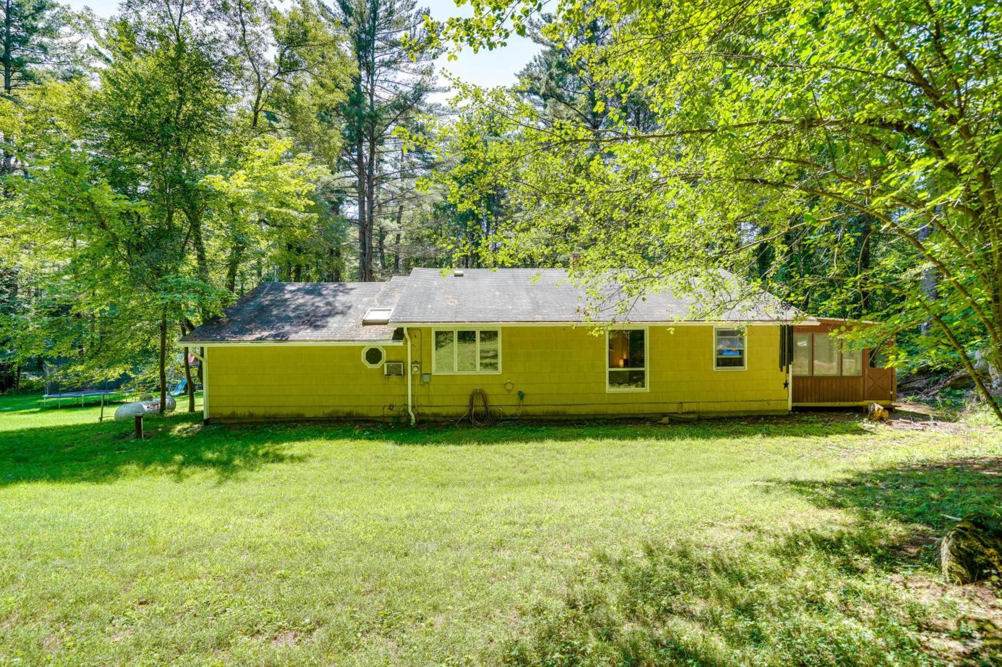 Berkshire Hideaway With Fire Pit And Playground! Villa Canaan Exterior photo